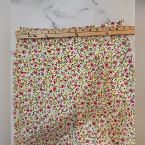 Maison d’Amelie Floral Cream Skirt, size 10 - Picture 5 of 7
